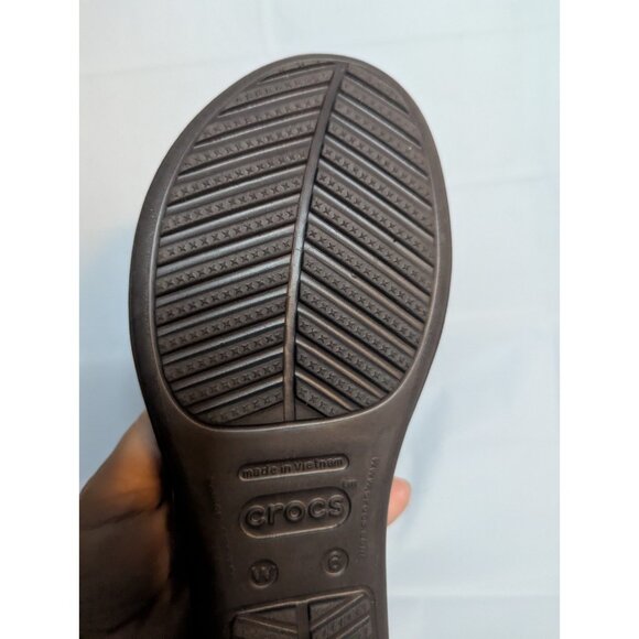 Crocs Sanrah Circle Matte Slide On Sandals Sz 6 Brown Gold - Picture 9 of 10